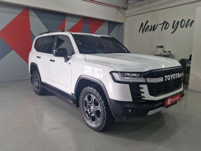 2023 Toyota Land Cruiser 300 V6 3.5 T GR-S