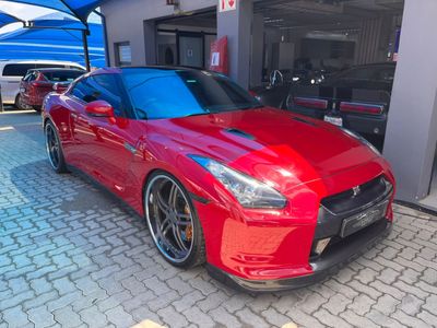 2011 Nissan GT-R Black Edition