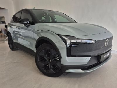 2025 Volvo EX30 Cross Country