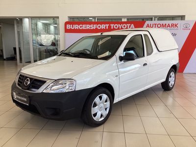2023 Nissan NP200 1.6 A/C Safety Pack