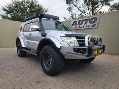 2009 Mitsubishi Pajero Arctic Conversion