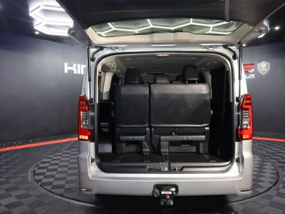 2020 Toyota Quantum 2.8 VX 9-seat