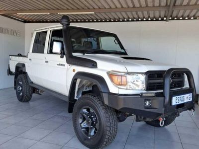 2016 Toyota Land Cruiser 79 4.5 D Double-Cab