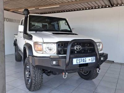 2016 Toyota Land Cruiser 79 4.5 D Double-Cab