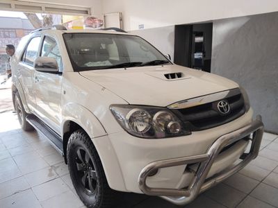 2010 Toyota Fortuner 3.0 D-4D Raised Body