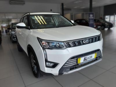 2022 Mahindra XUV 300 1.5D | W8