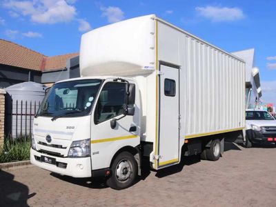2024 Hino 300 916 LWB (FE3) A/T F/C C/C