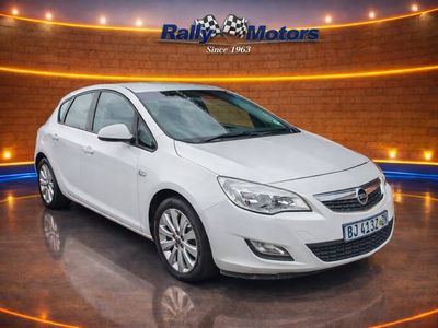 2012 Opel Astra 1.6 Essentia 5-dr