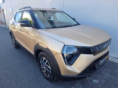 2025 Mahindra XUV 3XO 1.2T AX5 Auto