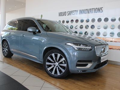 2022 Volvo XC90 B5 Inscription