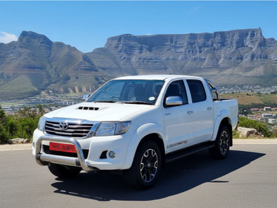2015 Toyota Hilux 3.0 D-4D Legend 45 Raised Body Double-Cab