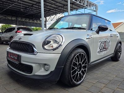 2012 MINI Hatch Cooper S
