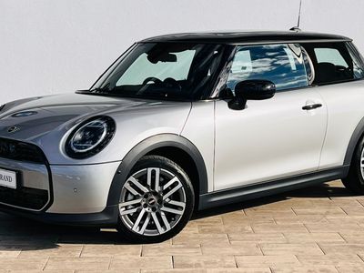 2026 MINI Hatch Cooper Auto