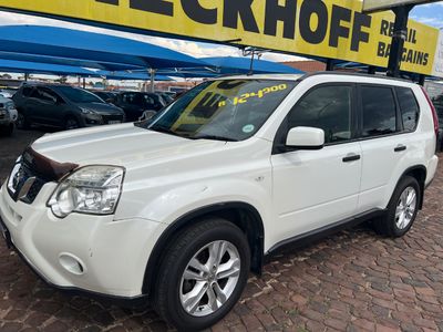 2014 Nissan X-Trail 2.0 4x2 XE
