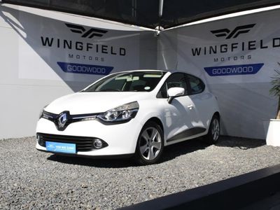2013 Renault Clio IV 900T Expression 5-dr (66kW)