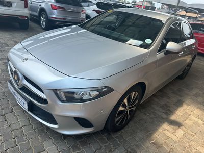 2022 Mercedes-Benz A-Class A 200 progressive Sedan