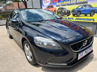 2016 Volvo V40 T3 Momentum Auto