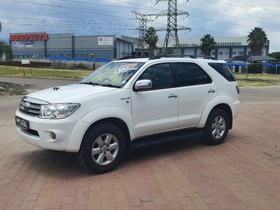 2010 Toyota Fortuner 3.0 D-4D Raised Body Auto