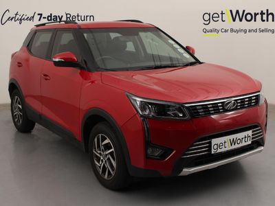 2022 Mahindra XUV 300 1.5D | W8