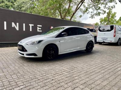 2014 Ford Focus 2.0 GTDi ST1 5-dr