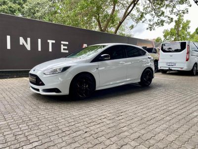 2014 Ford Focus 2.0 GTDi ST1 5-dr