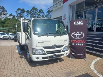 2026 Hino 200 310 (FH2) 4x2 F/C