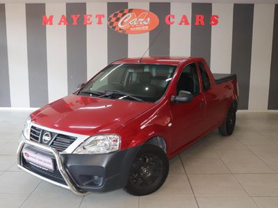2023 Nissan NP200 1.6 A/C Safety Pack