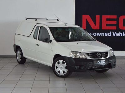 2023 Nissan NP200 1.6 A/C Safety Pack