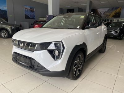 2025 Mahindra XUV 3XO 1.2T AX7L