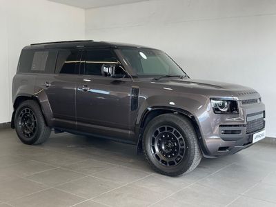 2026 Land Rover Defender 110 4.4 V8 Octa (P635)