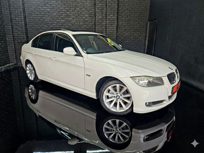 2011 BMW 3 Series 320i Individual