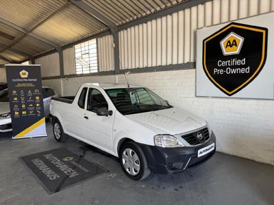 2022 Nissan NP200 1.6 A/C Safety Pack