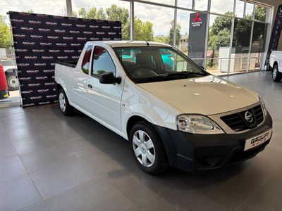 2024 Nissan NP200 1.6 A/C Safety Pack