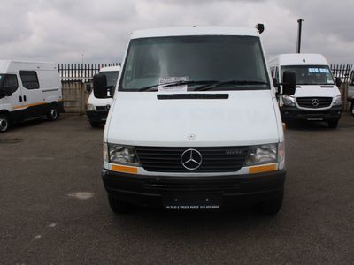 1996 Mercedes-Benz Sprinter 2 Seat Lexus V8 Engine Petrol