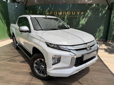 2022 Mitsubishi Triton 2.4 Di-Dc Auto Double-Cab