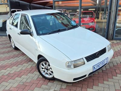 2000 Volkswagen Polo Classic 1.6