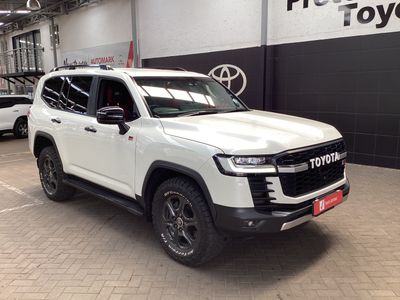 2021 Toyota Land Cruiser 300 V6 3.3 D GR-S