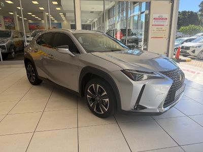 2026 Lexus UX 300h EX