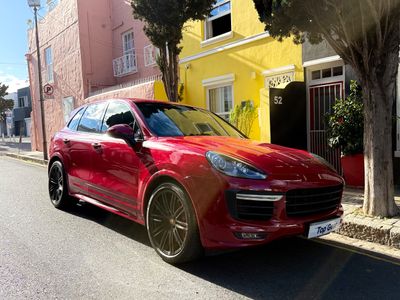 2015 Porsche Cayenne GTS Auto
