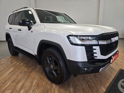 2022 Toyota Land Cruiser 300 V6 3.3 D GR-S