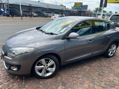 2012 Renault Megane III 1.6 Dynamique LTD 5-dr