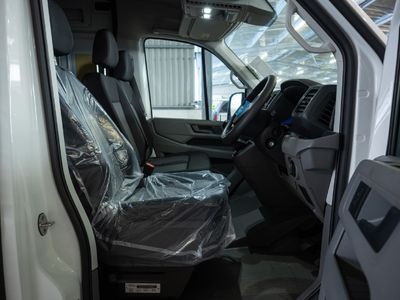 2026 Volkswagen Crafter 35 2.0TDI MWB 130kW Panel Van Auto