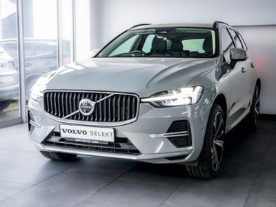 2025 Volvo XC60 B5 Momentum Geartronic AWD