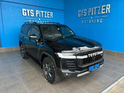 2022 Toyota Land Cruiser 300 V6 3.5 T GR-S