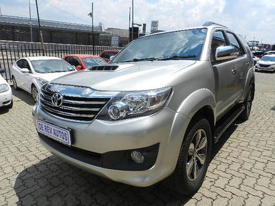 2010 Toyota Fortuner 3.0 D-4D Raised Body