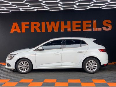2016 Renault Megane IV 1.6 Dynamique 5-dr