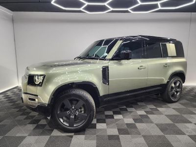 2025 Land Rover Defender 110 D250 X-Dynamic SE