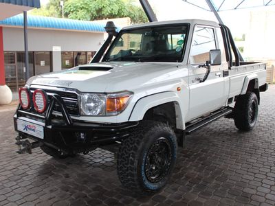 2017 Toyota Land Cruiser 79 4.5D LX V8 Single-Cab (Diesel, Manual)