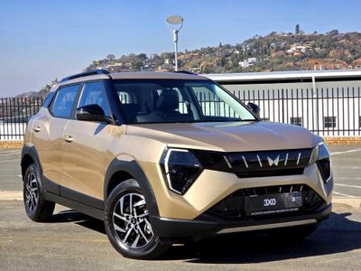 2025 Mahindra XUV 3XO 1.2T AX5 Auto
