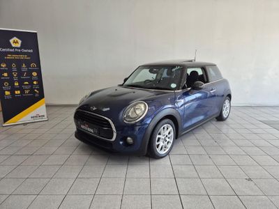 2016 MINI Hatch Cooper Auto